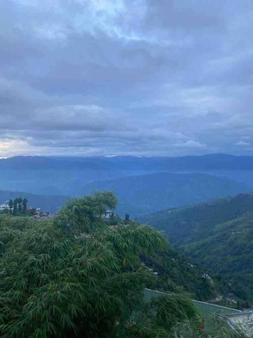 Norbu'S Homestay Darjeeling  Esterno foto